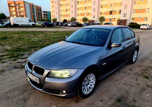 BMW Seria 3 cena 21900 przebieg: 261000, rok produkcji 2009 z Gniewkowo małe 137